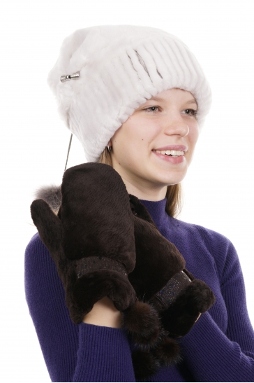 Варежки женские из бобра